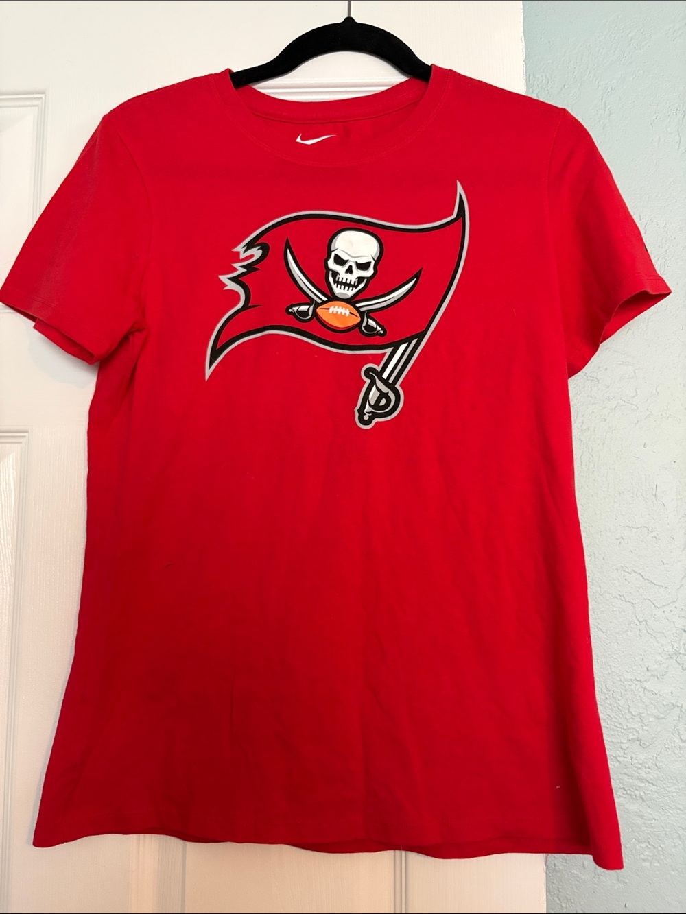 Nike Red Tampa Bay Buccaneers Flag Logo T‑Shirt